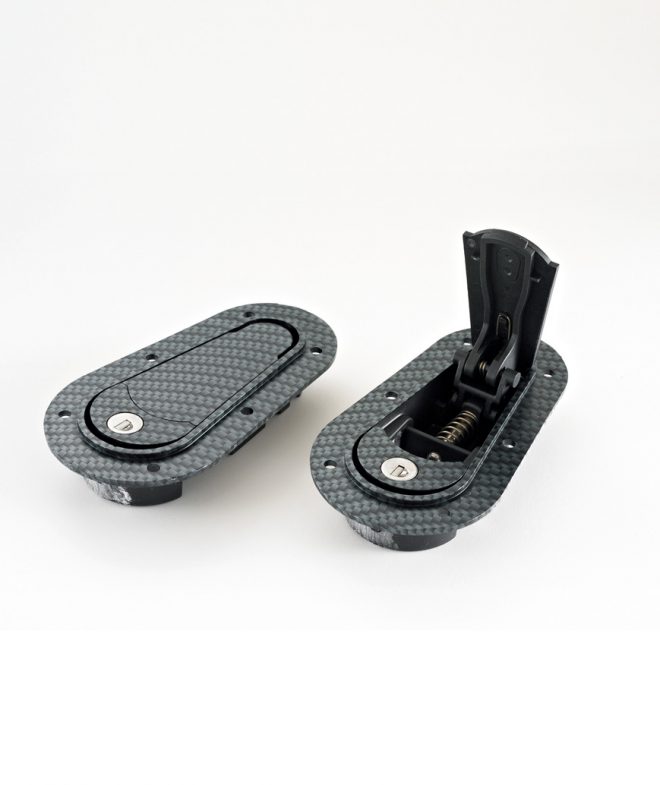 AEROCATCH BELOW PANEL: W/ LOCK (CARBON LOOK)