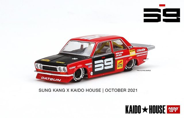 KAIDO HOUSE MINI GT: DATSUN 510 SUNG KANG (RED/1:64)